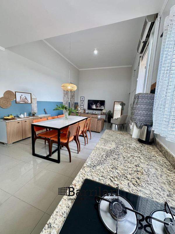 Casa à venda no Residencial Água Branca: 