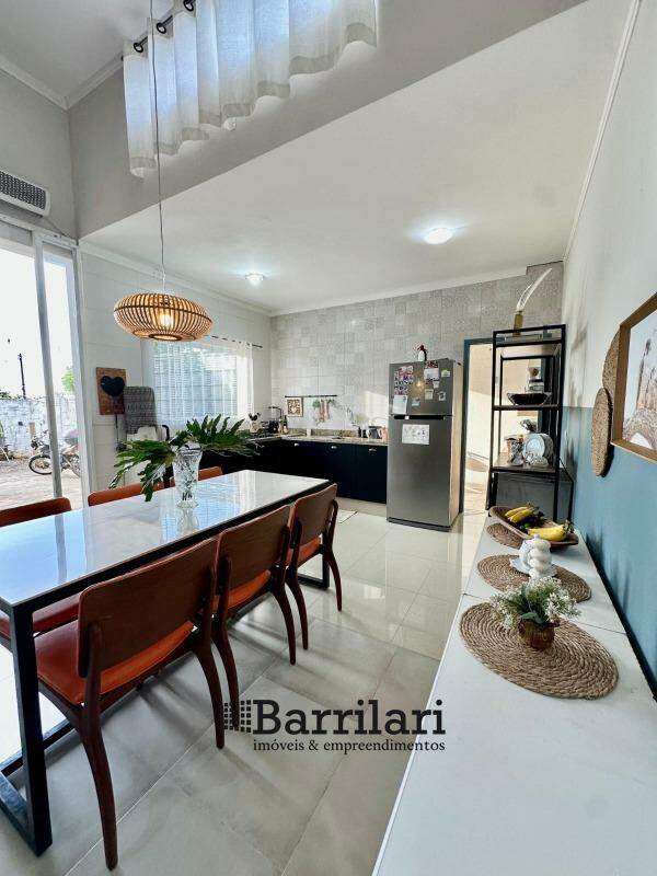 Casa à venda no Residencial Água Branca: 