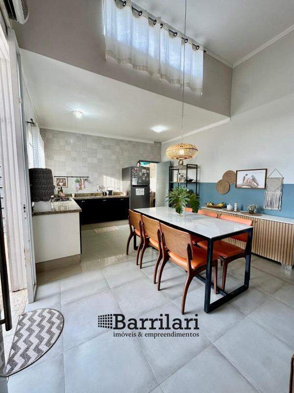 Casa à venda no Residencial Água Branca: 