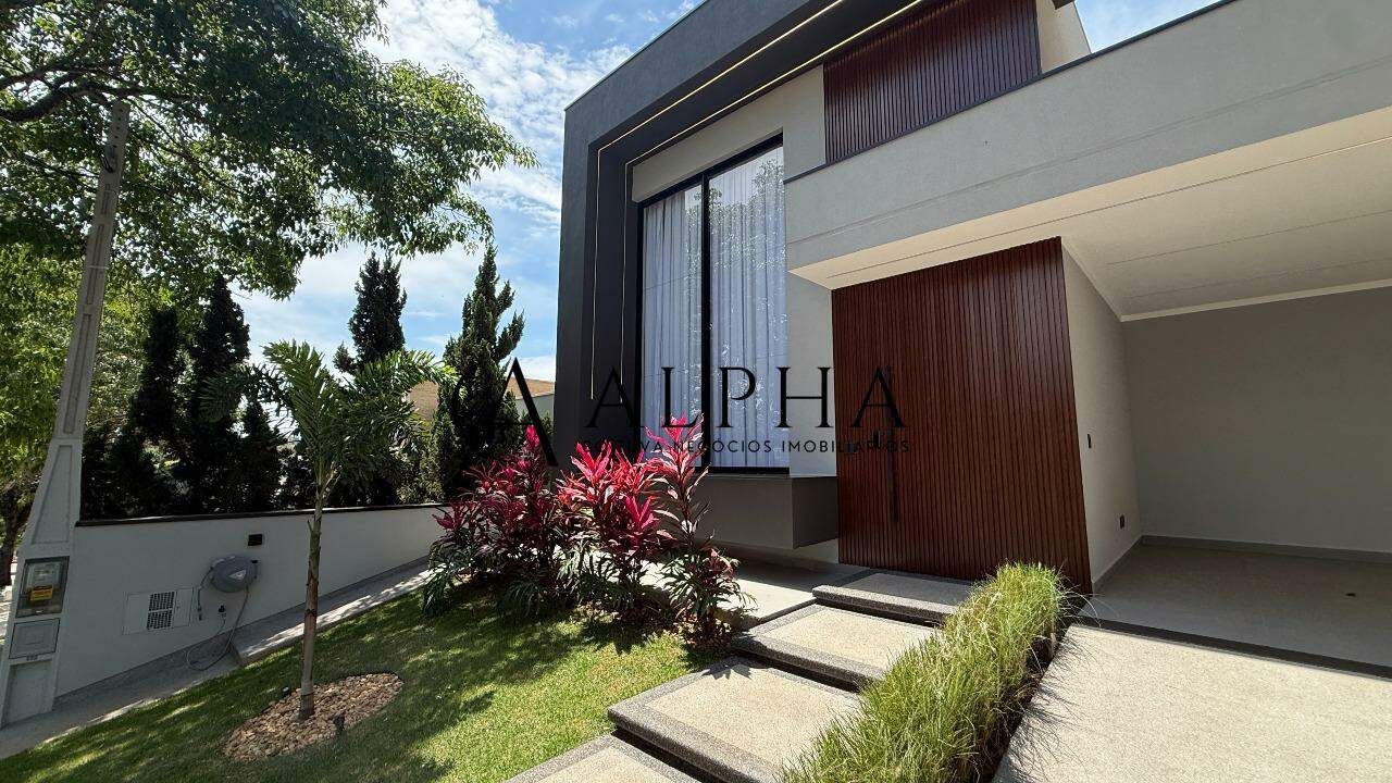 Casa em condomínio à venda no Portal das Estrelas I: 