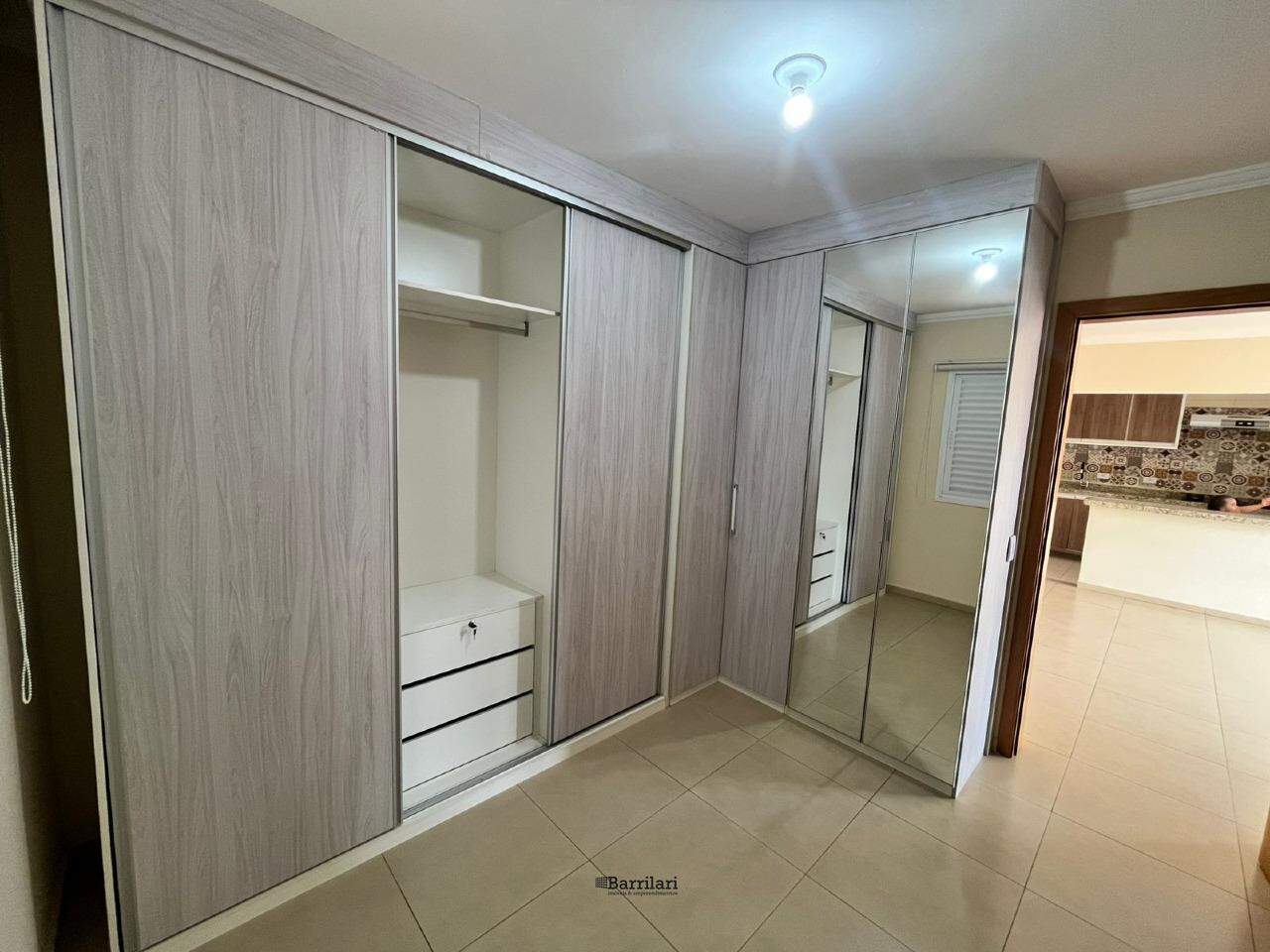 Apartamento para aluguel no Centro: 