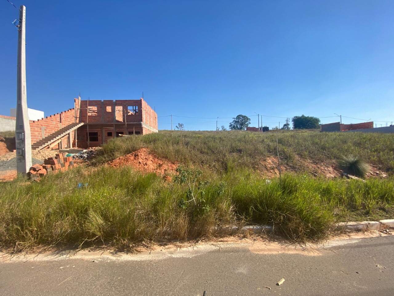 Terreno à venda no Vila dos Ipês: 