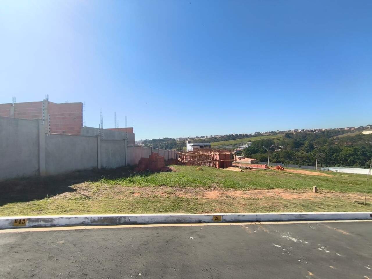 Terreno à venda no Vila dos Ipês: 