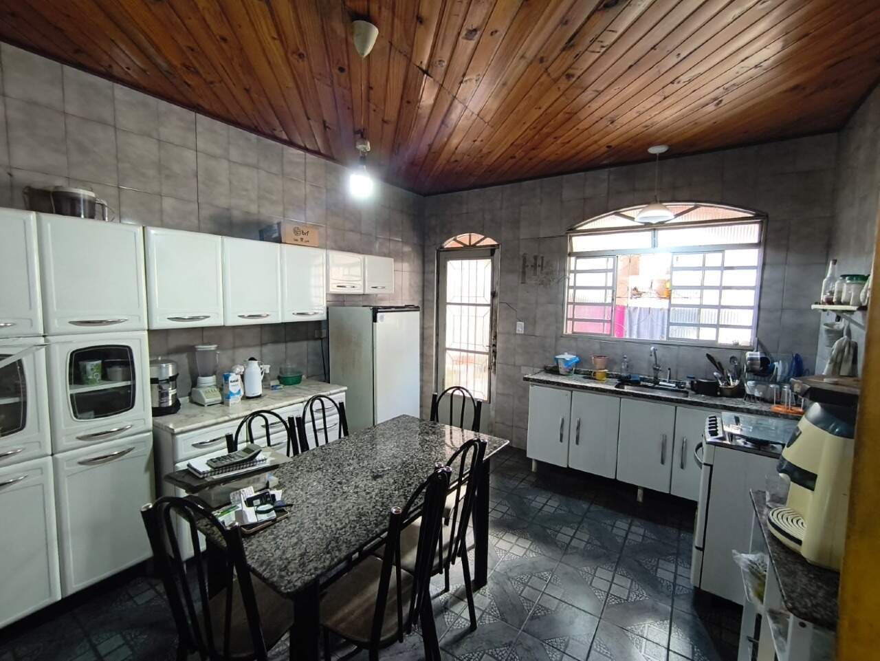 Casa à venda no Jardim Hermínia: 