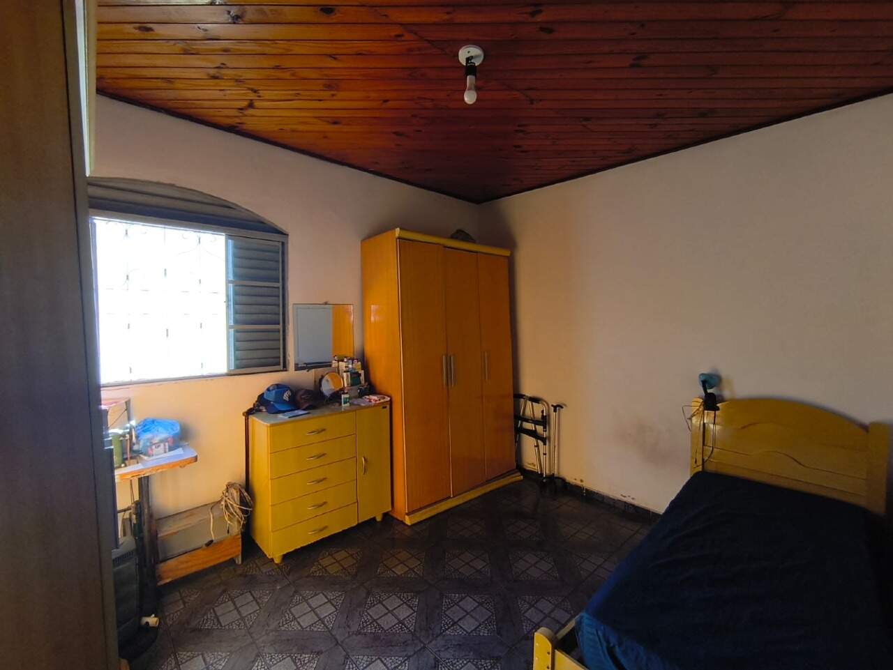 Casa à venda no Jardim Hermínia: 