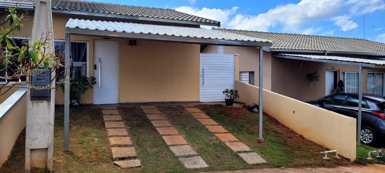 Casa em condomínio à venda no Portal Ville Primavera: 