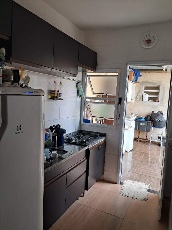 Casa em condomínio à venda no Portal Ville Primavera: 