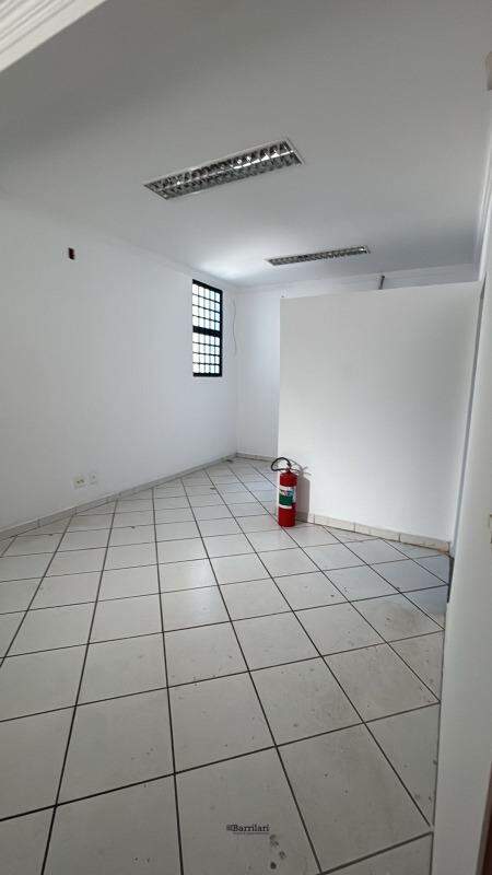 Ponto para aluguel no Centro: 