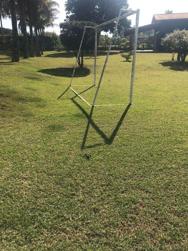Terreno à venda no Fazenda Castelo: 