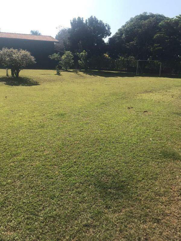 Terreno à venda no Fazenda Castelo: 