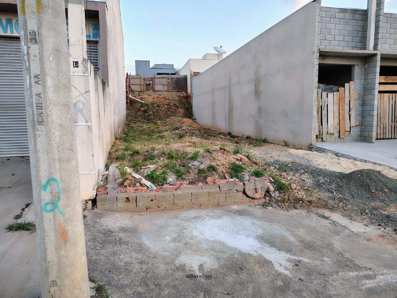 Terreno à venda no Residencial Faculdade: 