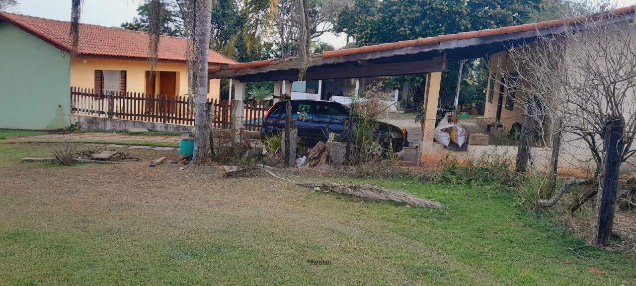 Sítio à venda no Parque das Árvores: 