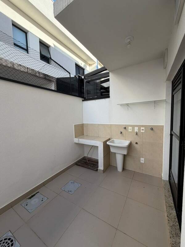 Casa em condomínio para aluguel no Residencial Del Lorenzi: 
