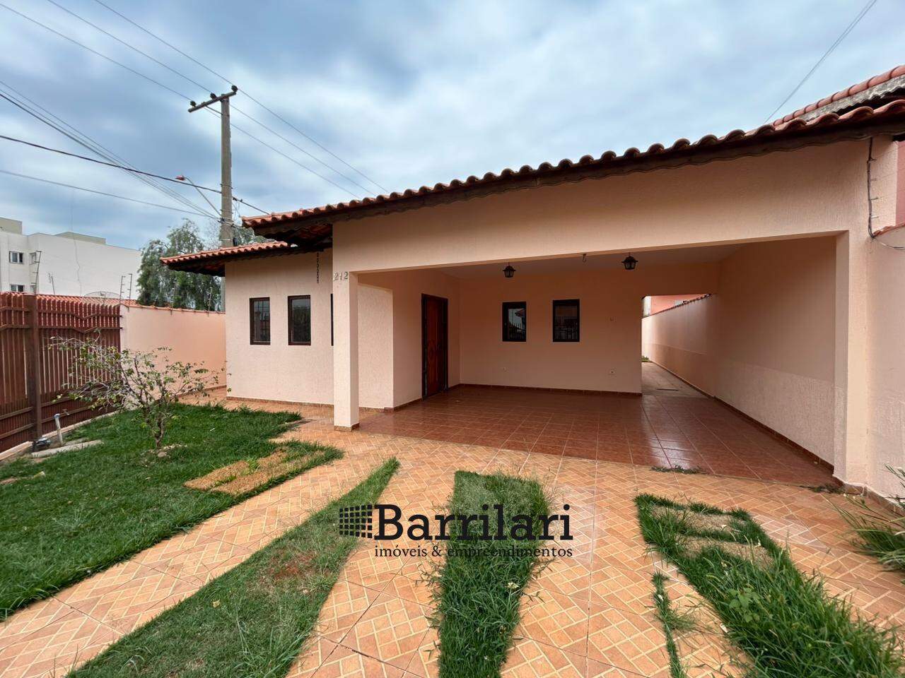 Casa à venda no Parque Ecológico I: 