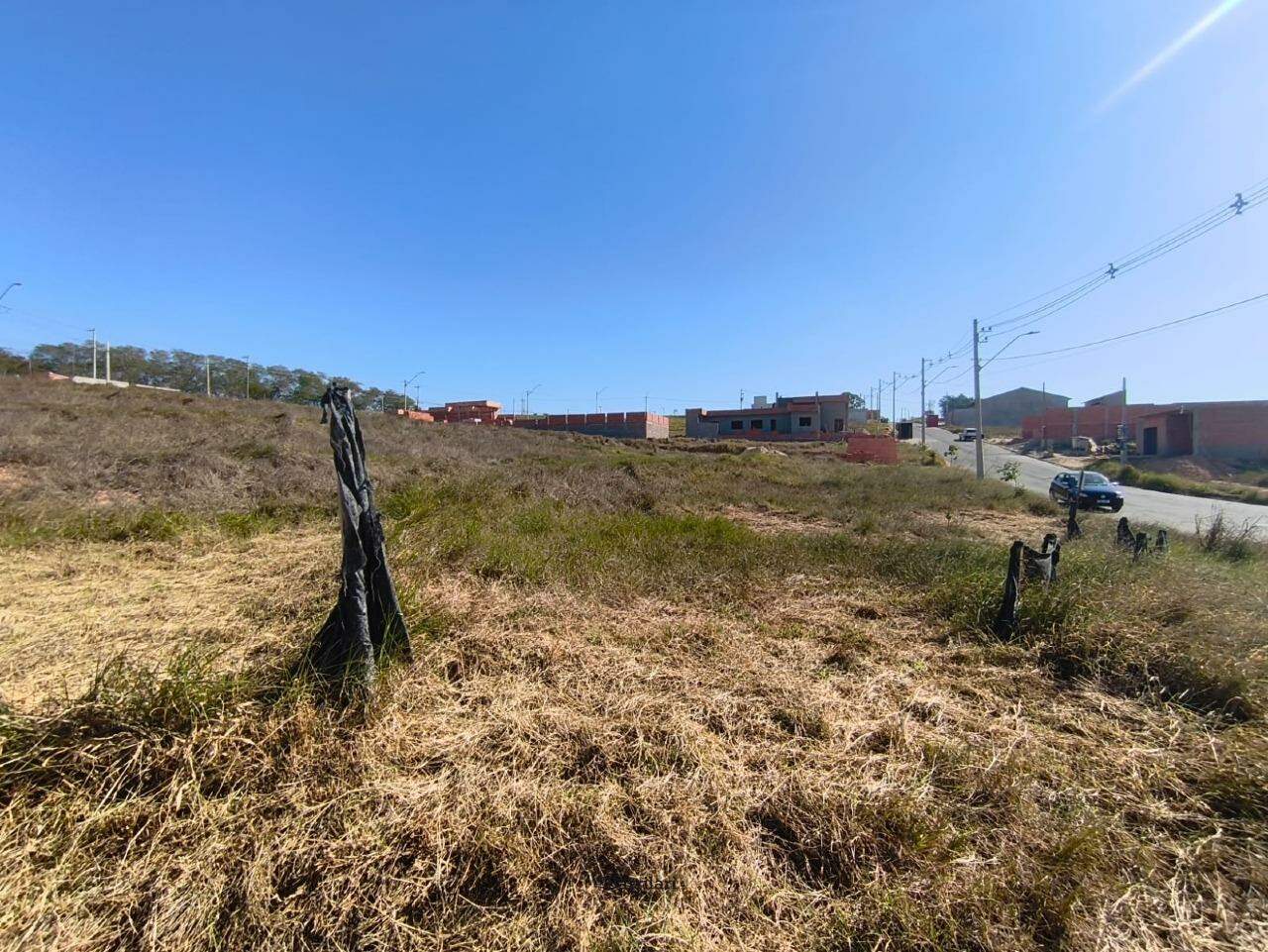 Terreno à venda no Vila dos Ipês: 