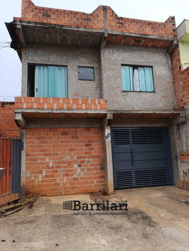 Casa à venda no Jardim Paraíso: 