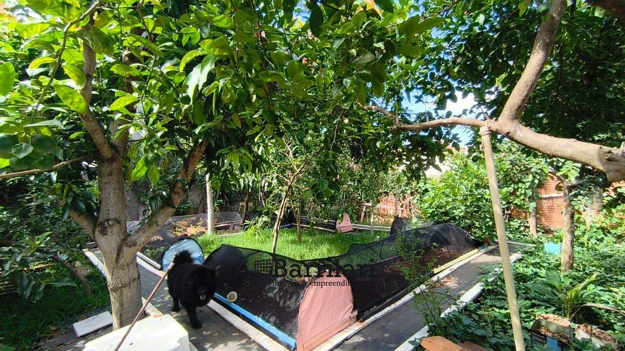 Casa à venda no Centro: 