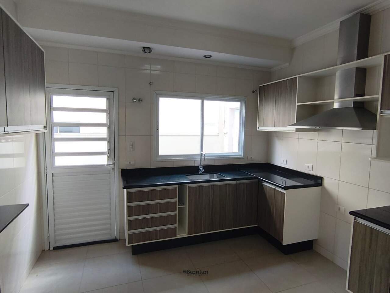 Casa em condomínio à venda no Vivendas do Parque: 