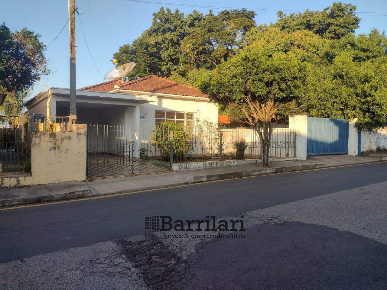 Casa à venda no Centro: 