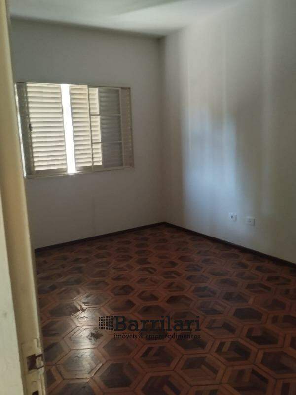 Casa à venda no Centro: 