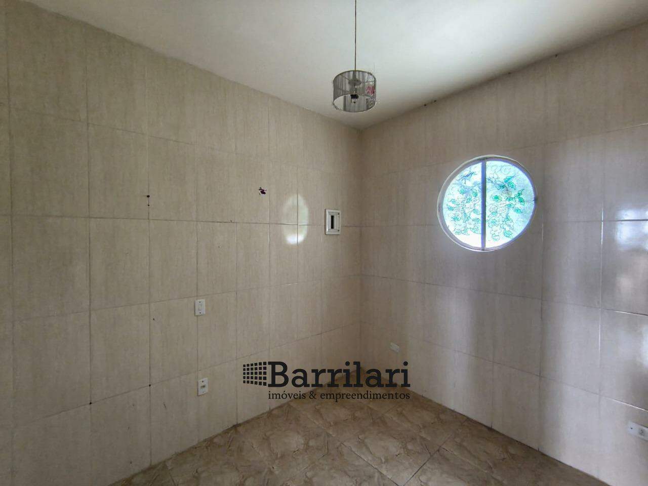 Casa em condomínio à venda no Jardim Irene: 