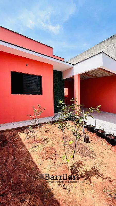 Casa à venda no Residencial Água Branca: 