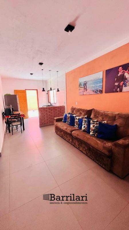 Casa à venda no Residencial Água Branca: 