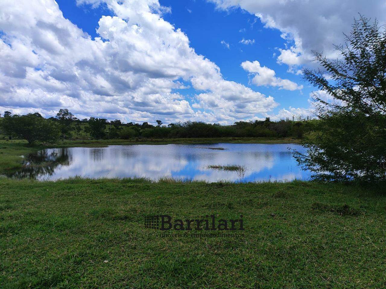 Fazenda à venda no Area Rural de Botucatu: 