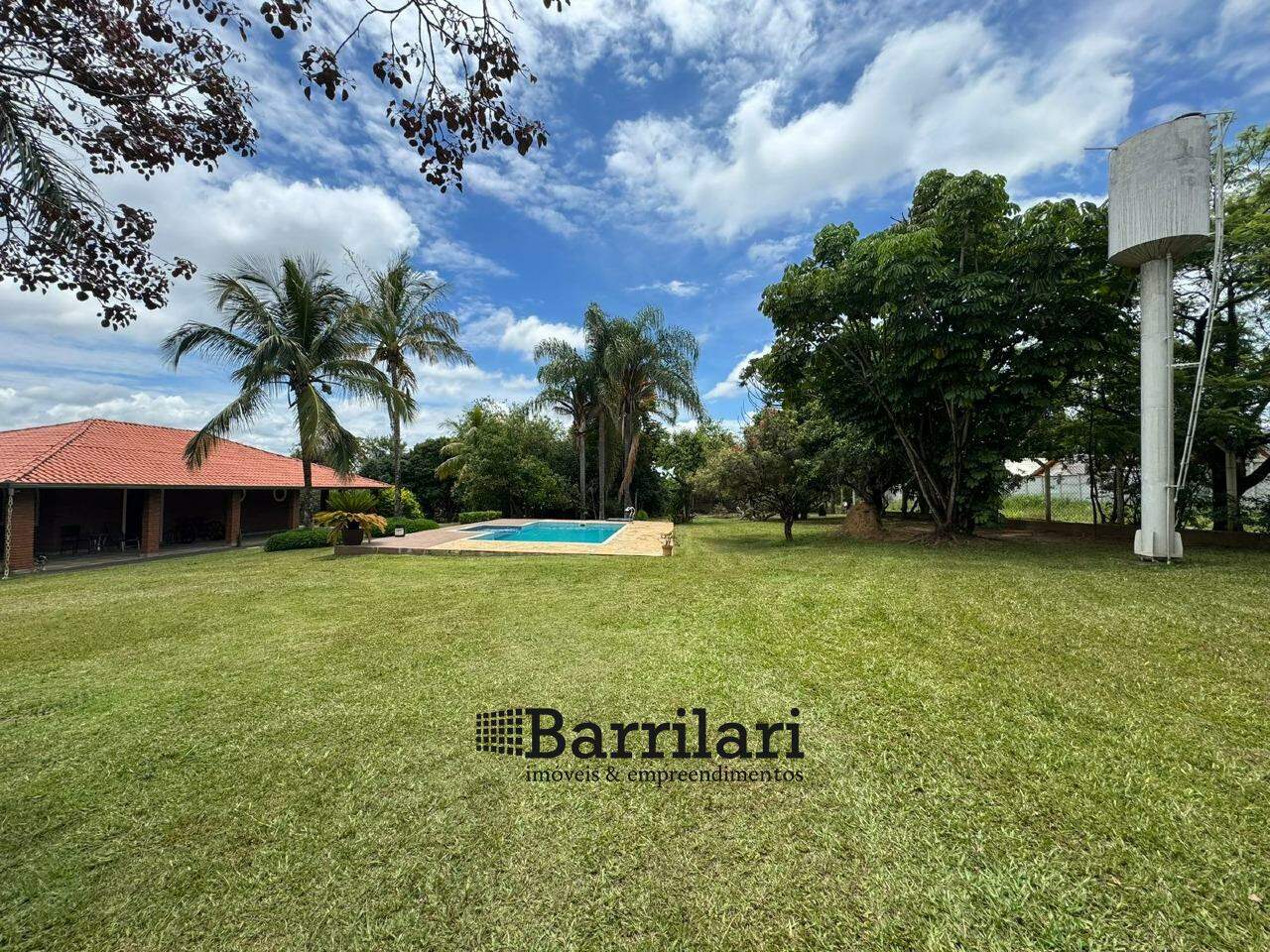 Chácara à venda no Jardim Santa Adélia: 