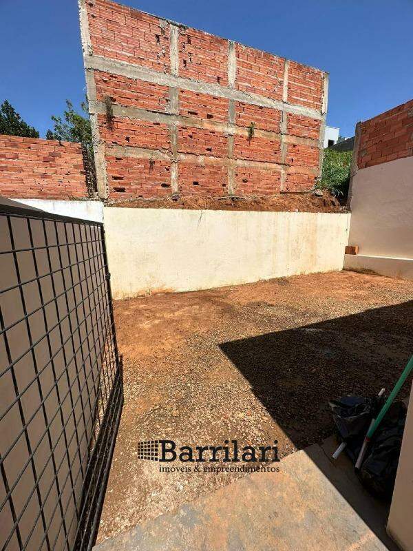 Casa à venda no Residencial Água Branca: 