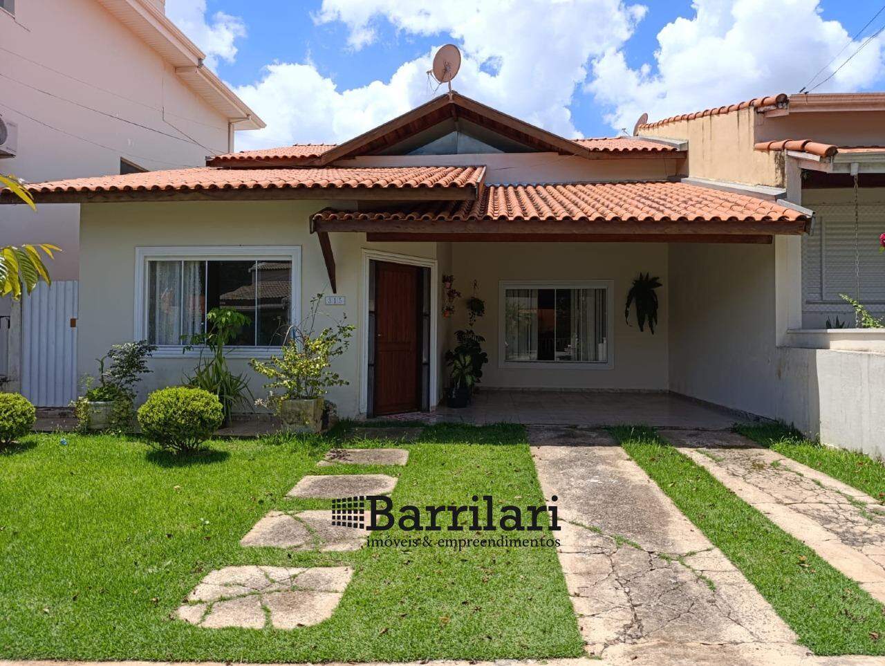 Casa em condomínio à venda no Vivendas do Parque: 