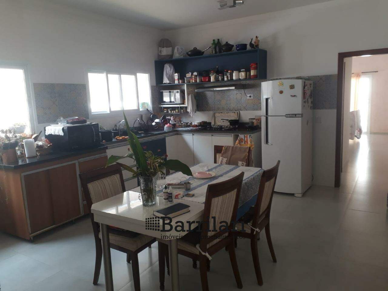 Casa em condomínio à venda no Portal das Estrelas I: 