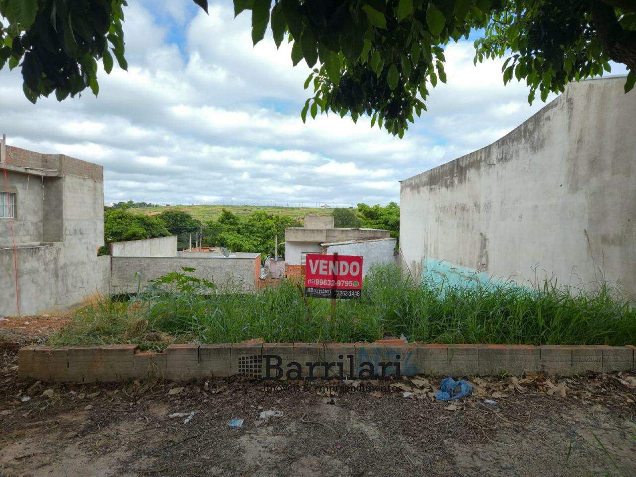 Terreno à venda no Residencial Água Branca: 