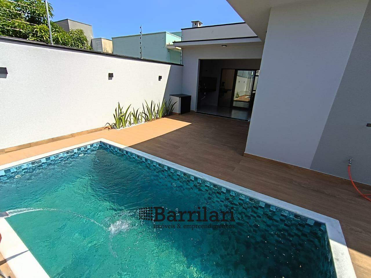 Casa à venda no Portal Ville Azaleia: 