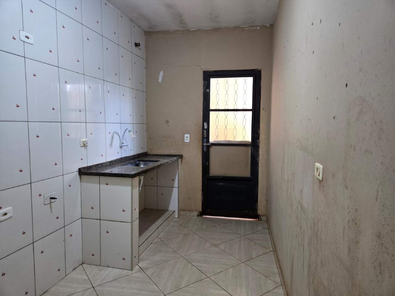 Casa à venda no Residencial Água Branca: 