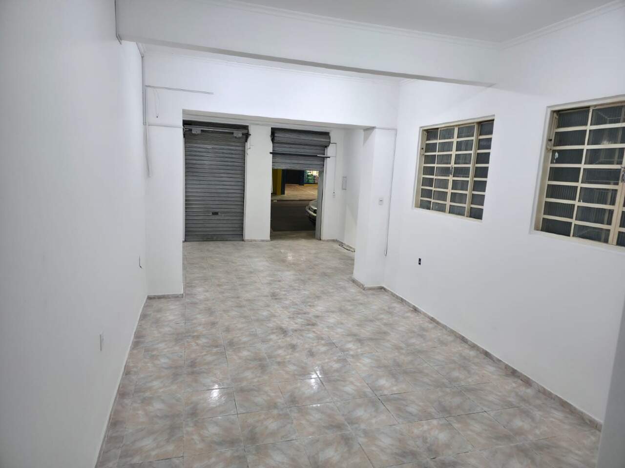 Ponto para aluguel no Centro: 
