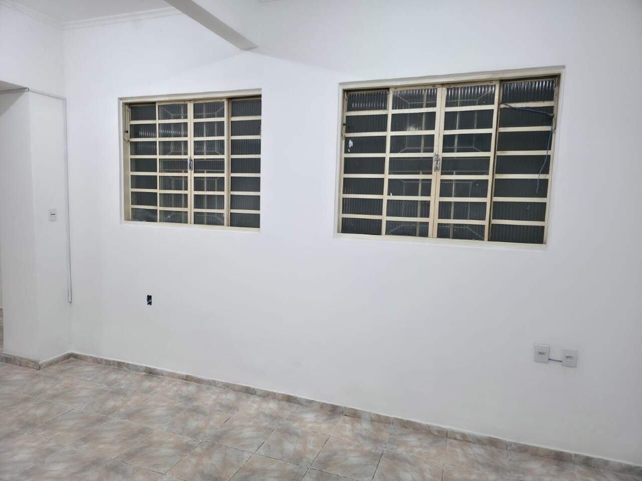 Ponto para aluguel no Centro: 