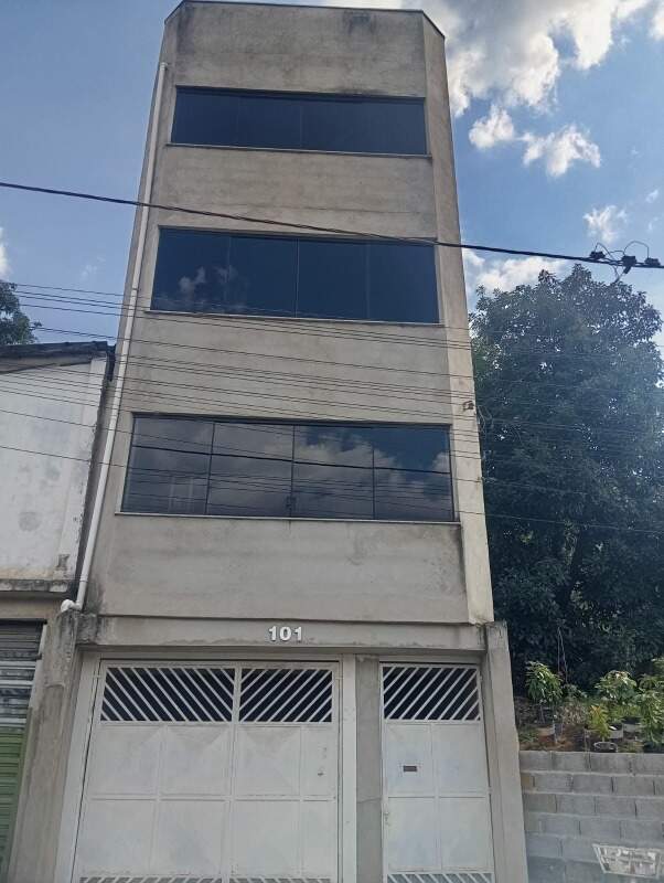 Sobrado à venda no Jardim Clementino (Fazendinha): 