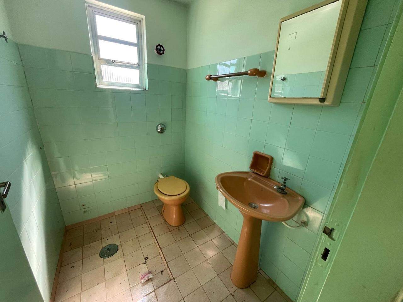 Casa à venda no Jardim Hermínia: 