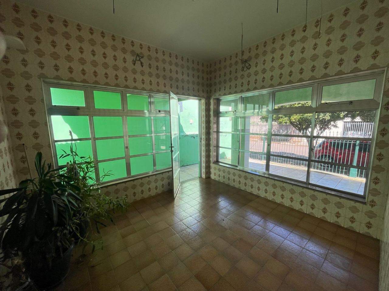 Casa à venda no Jardim Hermínia: 