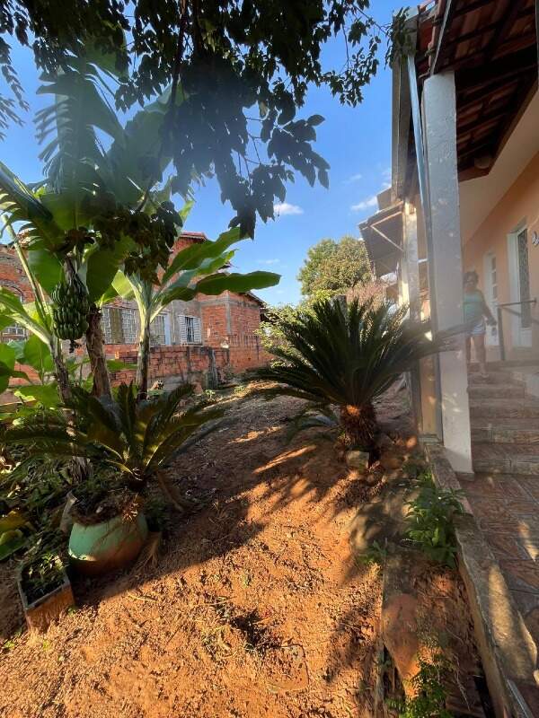 Casa à venda no Jardim Planetário: 