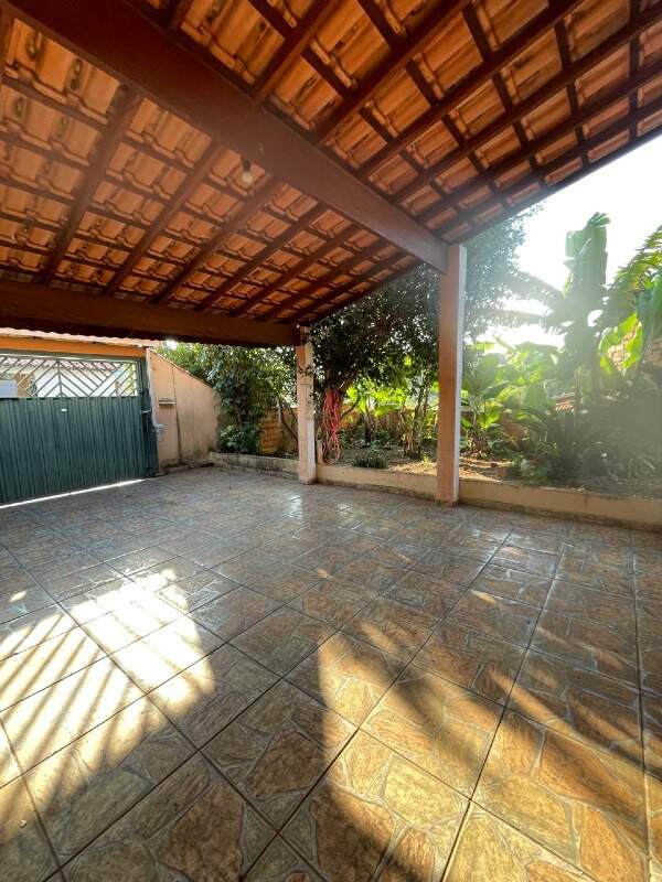 Casa à venda no Jardim Planetário: 