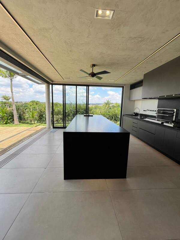 Casa em condomínio à venda no Fazenda Alvorada: 