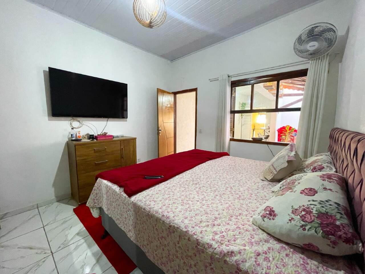 Casa à venda no Parque Santa Rita de Cássia: 