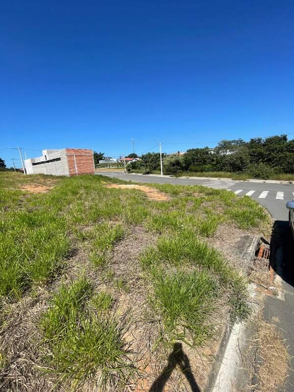 Terreno à venda no Residencial Real Esplanada: 
