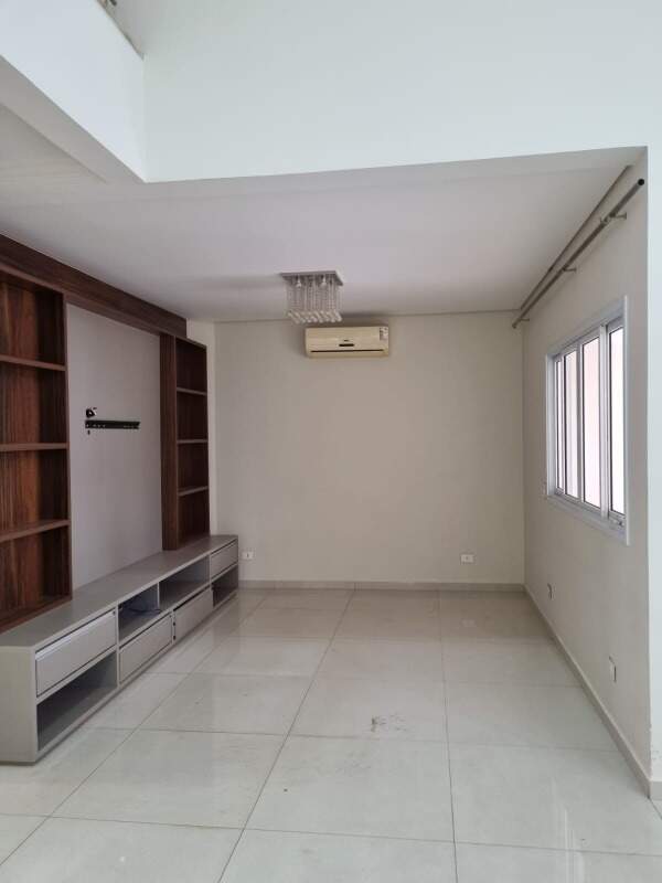 Casa comercial para aluguel no Portal dos Pássaros I: 