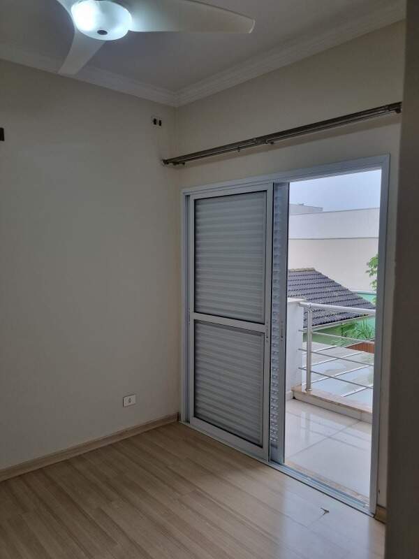 Casa comercial para aluguel no Portal dos Pássaros I: 