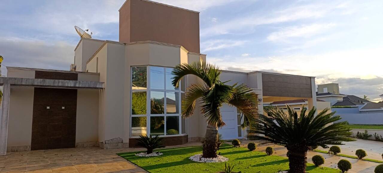 Casa em condomínio à venda no Flora Ville: 