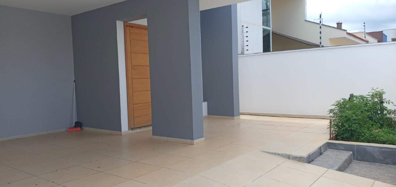 Casa à venda no Recanto das Primaveras I: 