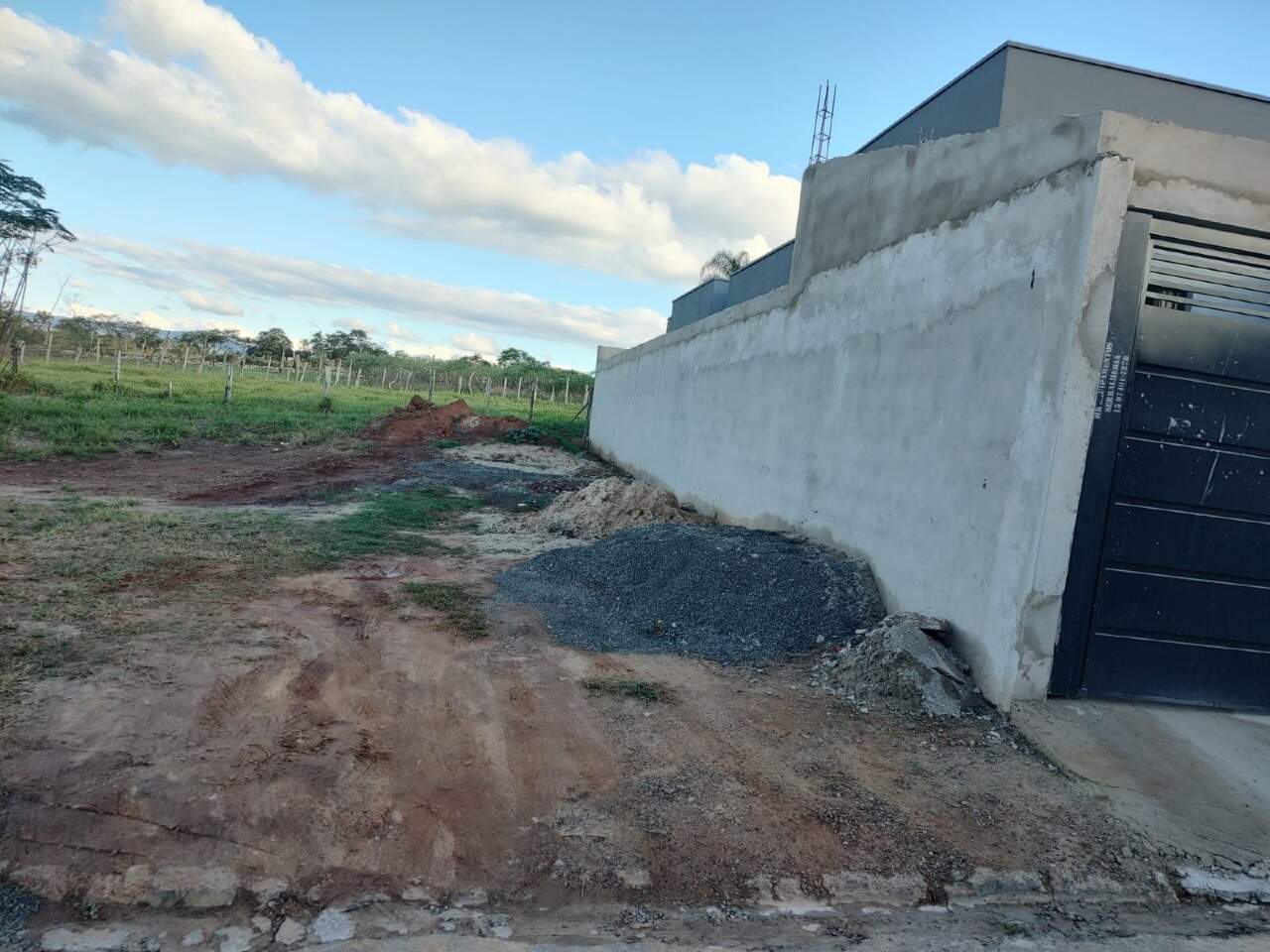 Terreno à venda no Vila Santo Antônio: 